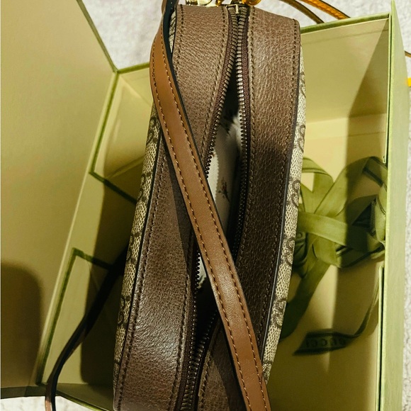 Gucci Neo Vintage GG Supreme Messenger Bag | ORIGINAL STRAP NOT INCLUDED!!!! - Picture 12 of 14